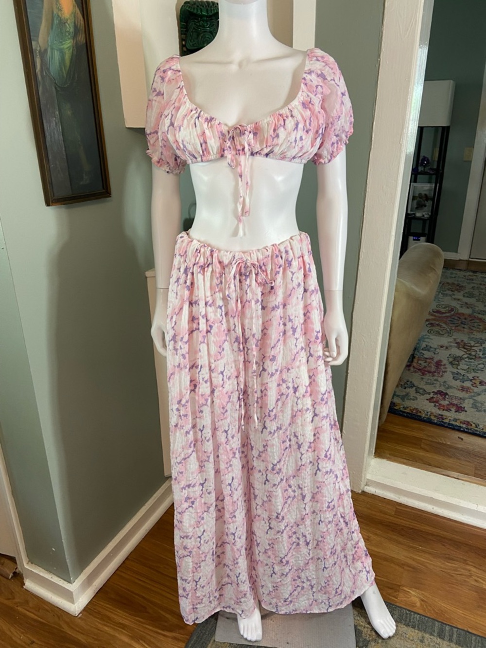 NWT New HYFVE Pink Lavender Two-Piece Crop Top Wide Leg Pants Set Large Floral